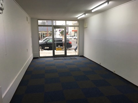 ADE85DAA-33A7-469B-A136-2B1E0A086786