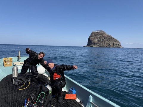 ED37A2FF-CA84-49D5-97C8-65E90492A734