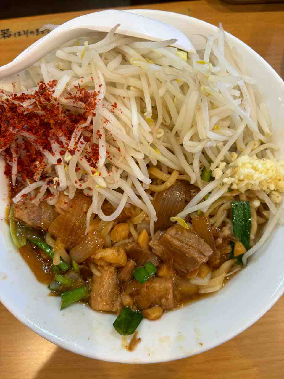 アリランインスパイアの限定まぜそばをいただきました 恵比寿ブタメン