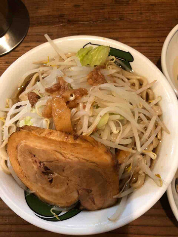 とみ田グループのg系雷さんが千葉駅前にオープン 新店 雷 千葉駅前店 中央区 千葉ラーメン 千葉ラーメンをイタ車でgo らんちば Powered By ライブドアブログ