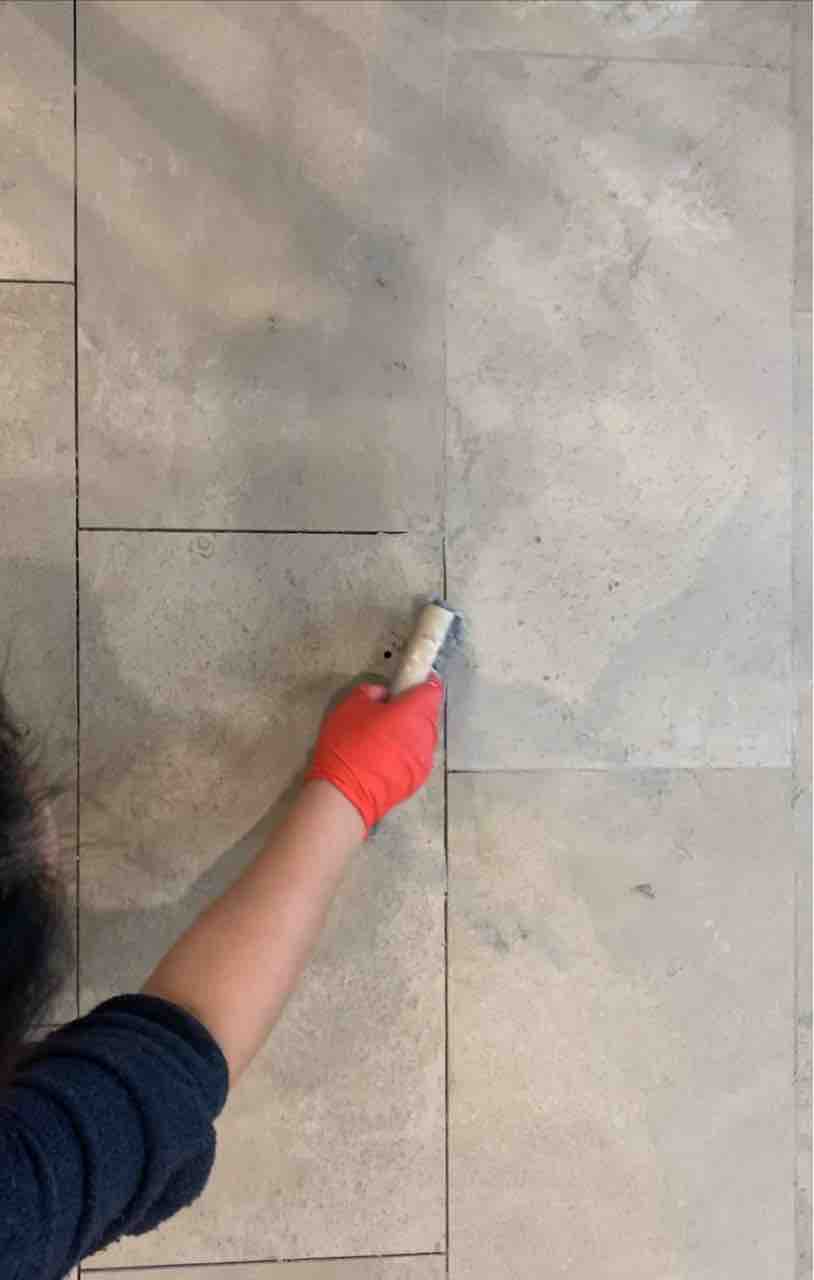 タイル 目地埋め完了 ドイツで田舎生活 築40年の家をなるべく自分たちでリフォーム