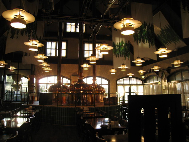 世界最古のビール工場がエジプトで発見