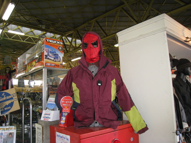 公式:スパイダーマンがマーベル映画に登場!