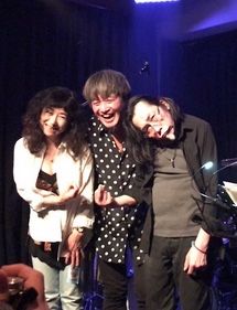 LAPIZ TRIO THREE