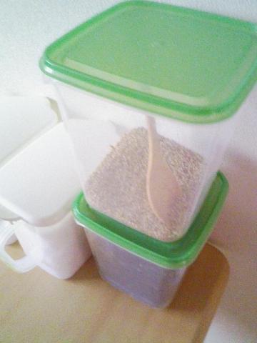 よく使うけどかさばる調味料の入れ物と置き場所 ホンマに住めば都 なんやろか