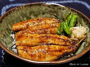 イワシの蒲焼丼