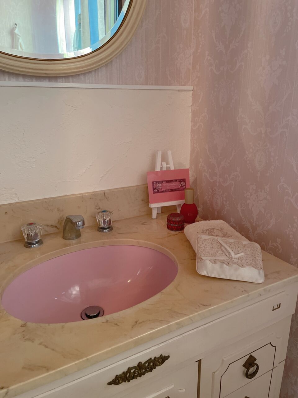 洗面所にピンク増やし 落合桜 パリの風