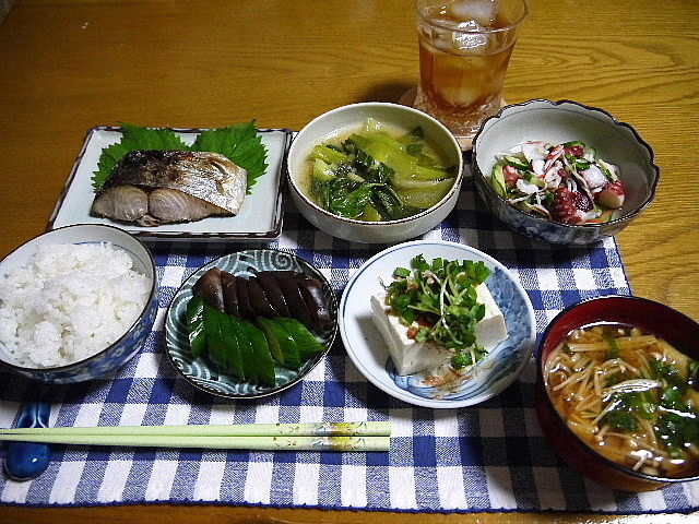 夕食 さわらの塩焼き 青梗菜の中華煮 たこときゅうりの酢の物 The Last Sasurai 自炊ニストの食卓