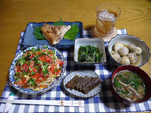 夕食 ちらし寿司 ぶりかま塩焼き 春菊のごま和え The Last Sasurai 自炊ニストの食卓