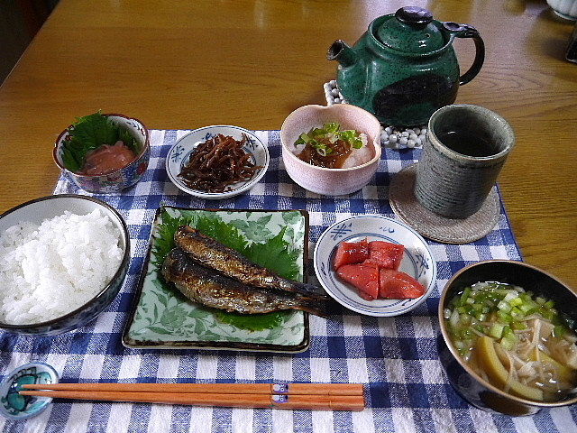 朝食 いわしの塩焼き なめこおろし 明太子 The Last Sasurai 自炊ニストの食卓