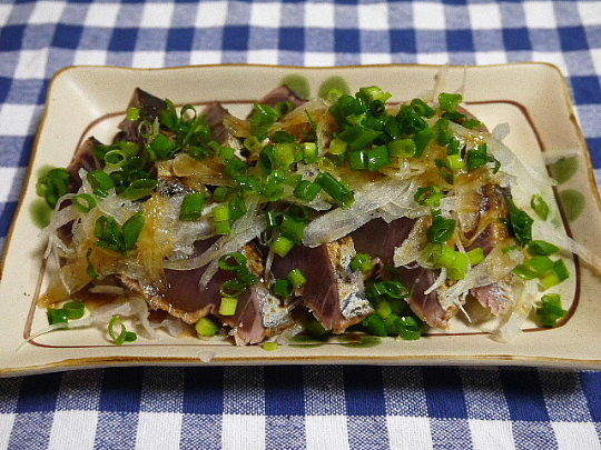 夕食 かつおのたたき 赤海老の塩焼き スナップえんどうの炒め物 The Last Sasurai 自炊ニストの食卓 夕食 かつおのたたき 赤海老の塩焼き スナップえんどうの炒め物 The Last Sasurai 自炊ニストの食卓
