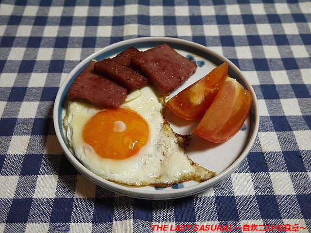 朝食 目玉焼き スパム風 炙りたらこ 韓国海苔 The Last Sasurai 自炊ニストの食卓 朝食 目玉焼き スパム風 炙りたらこ 韓国海苔 The Last Sasurai 自炊ニストの食卓