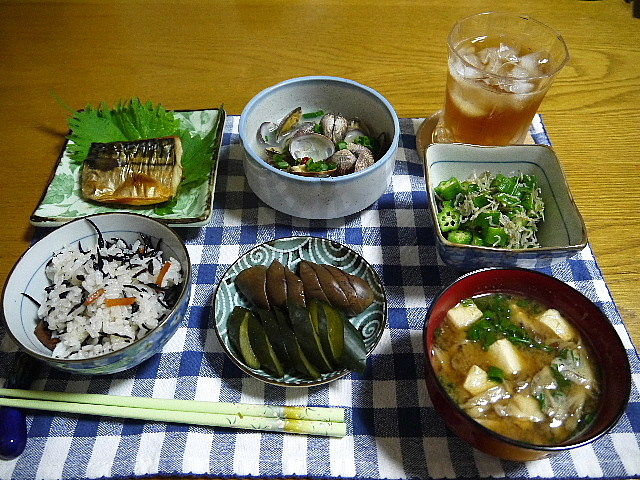 夕食 ひじきごはん さばの塩焼き あさりの酒蒸し The Last Sasurai 自炊ニストの食卓
