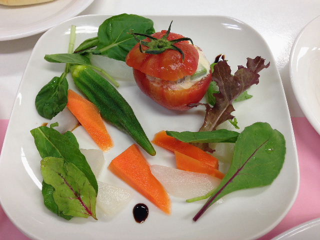 料理教室 鯛のポワレ ジャガイモのピュレ添え エビとアボカドのトマトファルシー彩り野菜のグレッグ The Last Sasurai 自炊ニストの食卓
