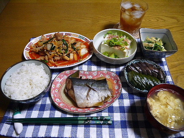 夕食 つばすの煮付け 豚キムチ 水菜と揚げのおひたし The Last Sasurai 自炊ニストの食卓