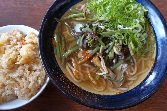 牧のうどん山菜うどん