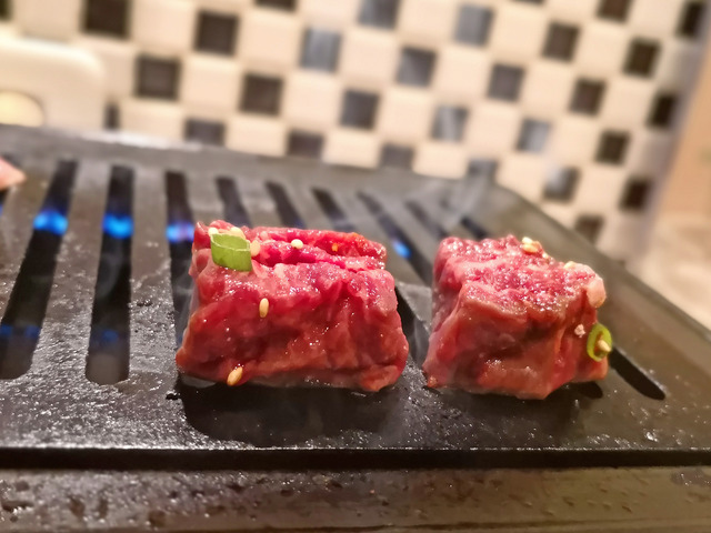 座牛 厚切りサガリ