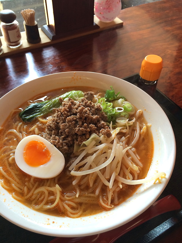 三日月庵　担担麺