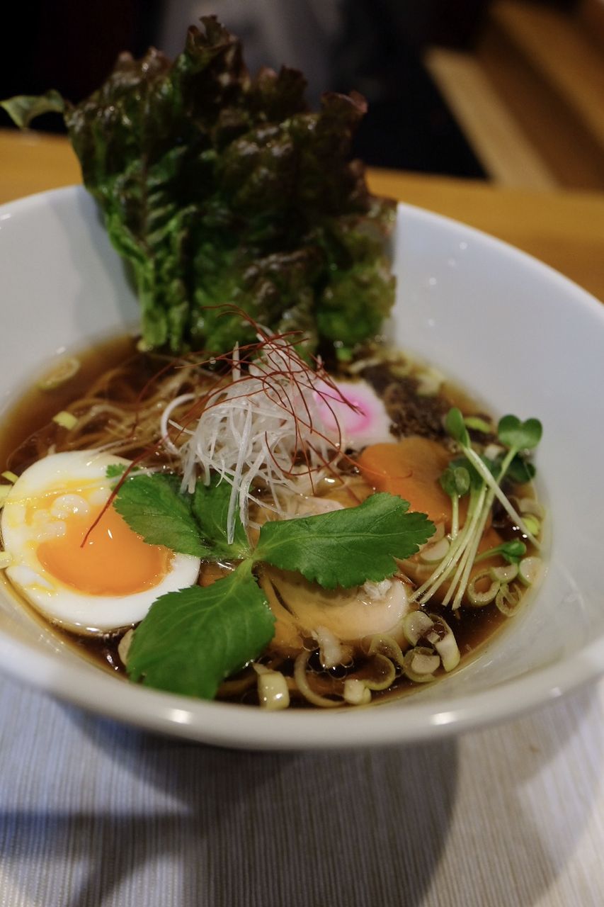 Men Labo メンラボ 西中洲で中締めにあごだし塩ラーメンと熟成生醤油ラーメン らうちた