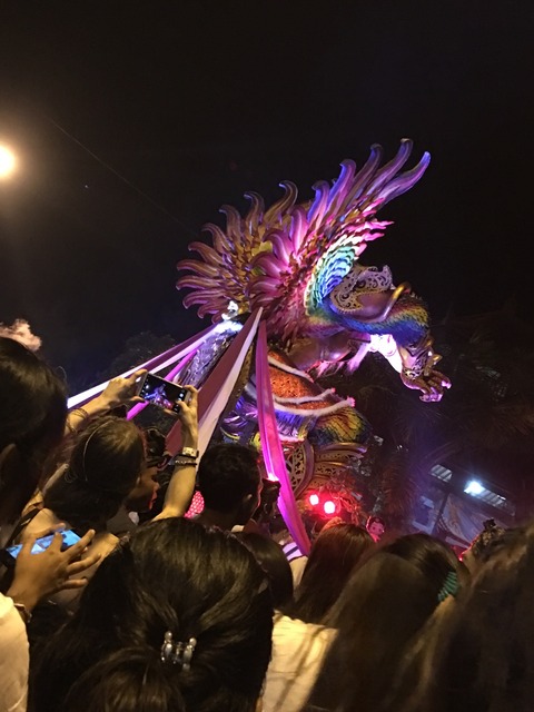 C6A136B7-6A2E-4ECF-87A7-0E61D3C3F3AC