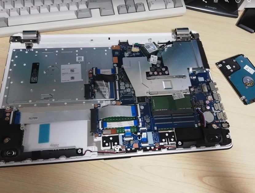 Hp 15 Bw000のhddをssdに換装しました 中央自治区マンナッカー