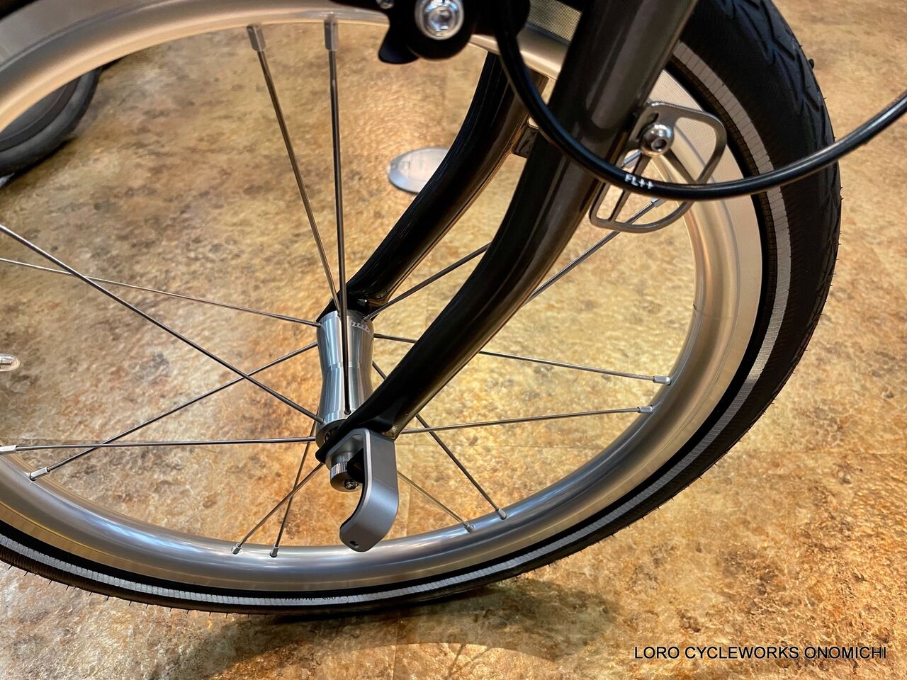 ブロンプトンM3L⇒M4Eへカスタムしてみた‼ : LORO CYCLEWORKS ONOMICHI