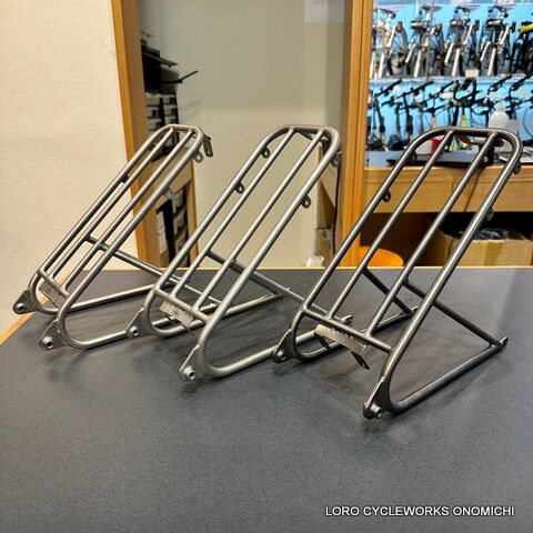 H&H Front Rack Titanium | LORO ONLINE STORE