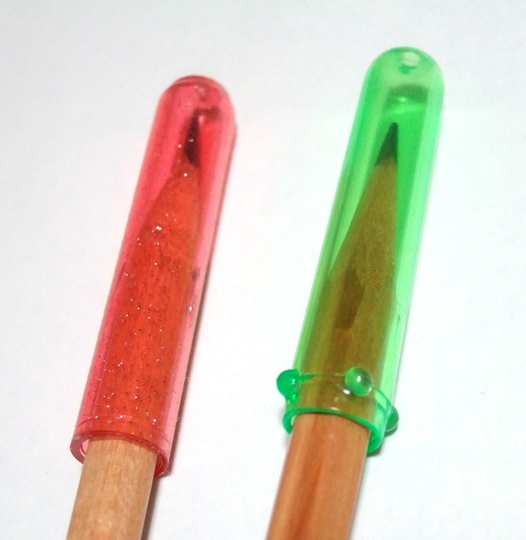 鉛筆キャップ 転がり防止付き １２本入り８４円 ｓｅｎｎｅｎの ｂｌｏｇ