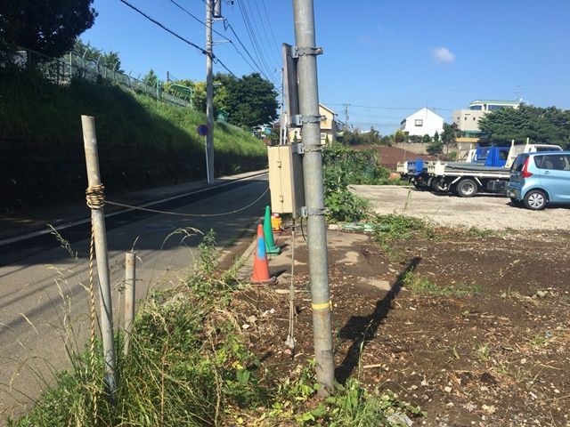 横浜市保土ヶ谷区仏向町 仮説電柱撤去処分工事 : 株式会社レクト解体 