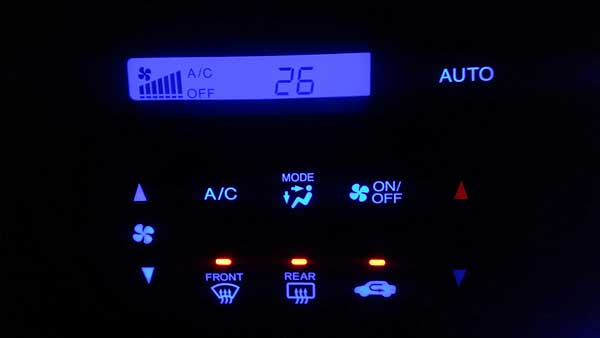 ホンダ N Box エアコンパネルled打ち替え つれづれなるままのled Factory店長ブログ