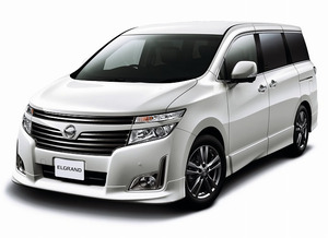 nissan_elgrand_E52_2011-1