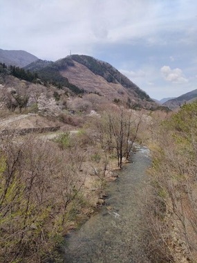 川