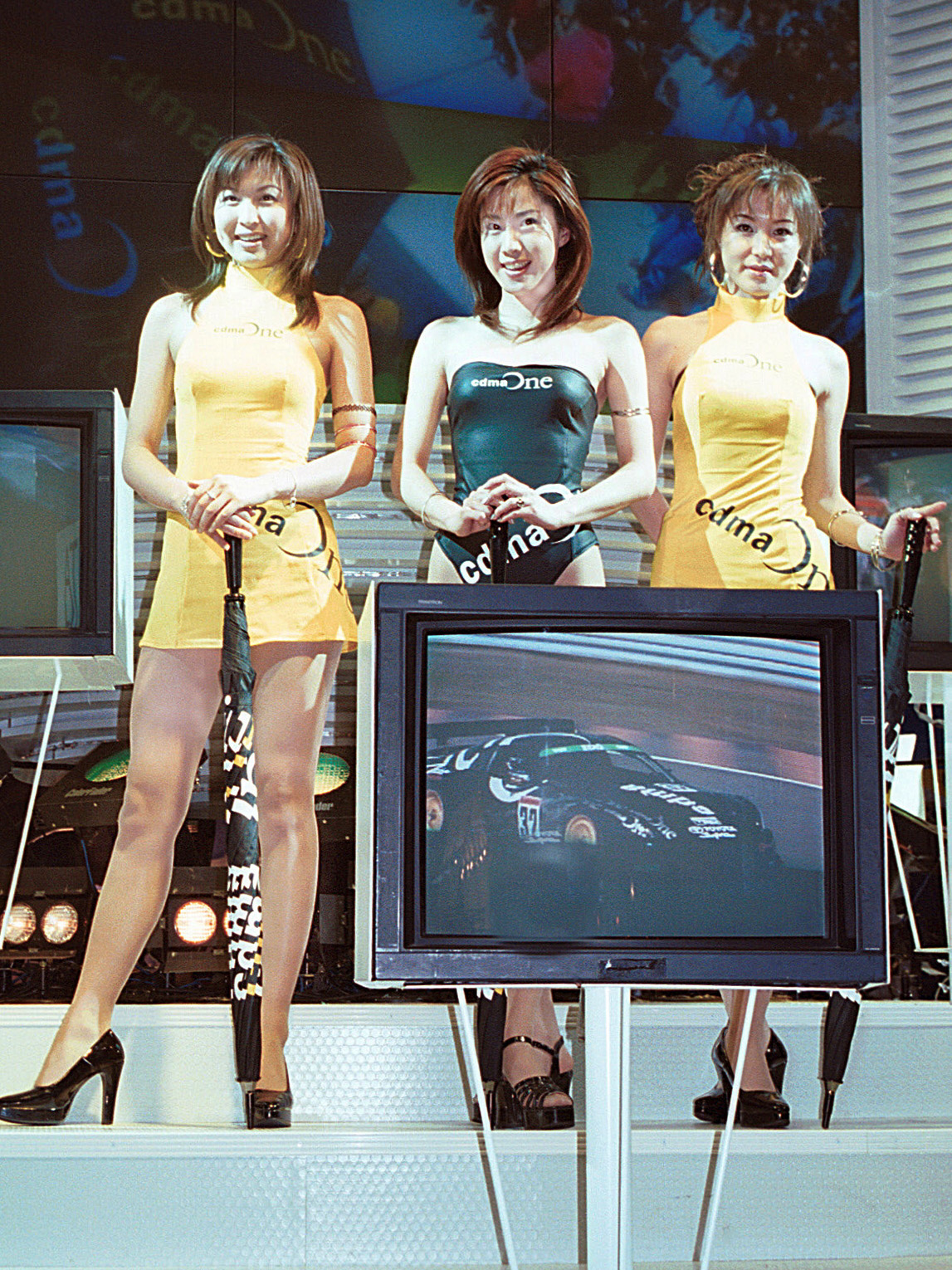 月曜の大きめ画像 田村あかね 3rd ido Cdmaone ビジネスショー1999 東京モーターショーと東京オートサロン美女伝説 月曜の大きめ画像 田村あかね 3rd ido Cdmaone ビジネスショー1999 東京モーターショーと東京オートサロン美女伝説