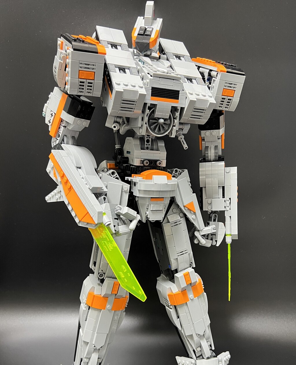 レゴロボ試作初号機 : レゴでつくってみました。