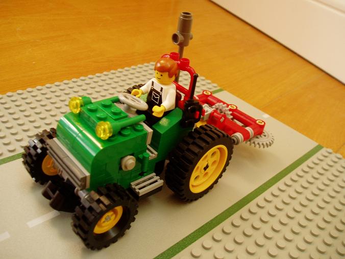 トラクター : Legoで街づくり トラクター : Legoで街づくり
