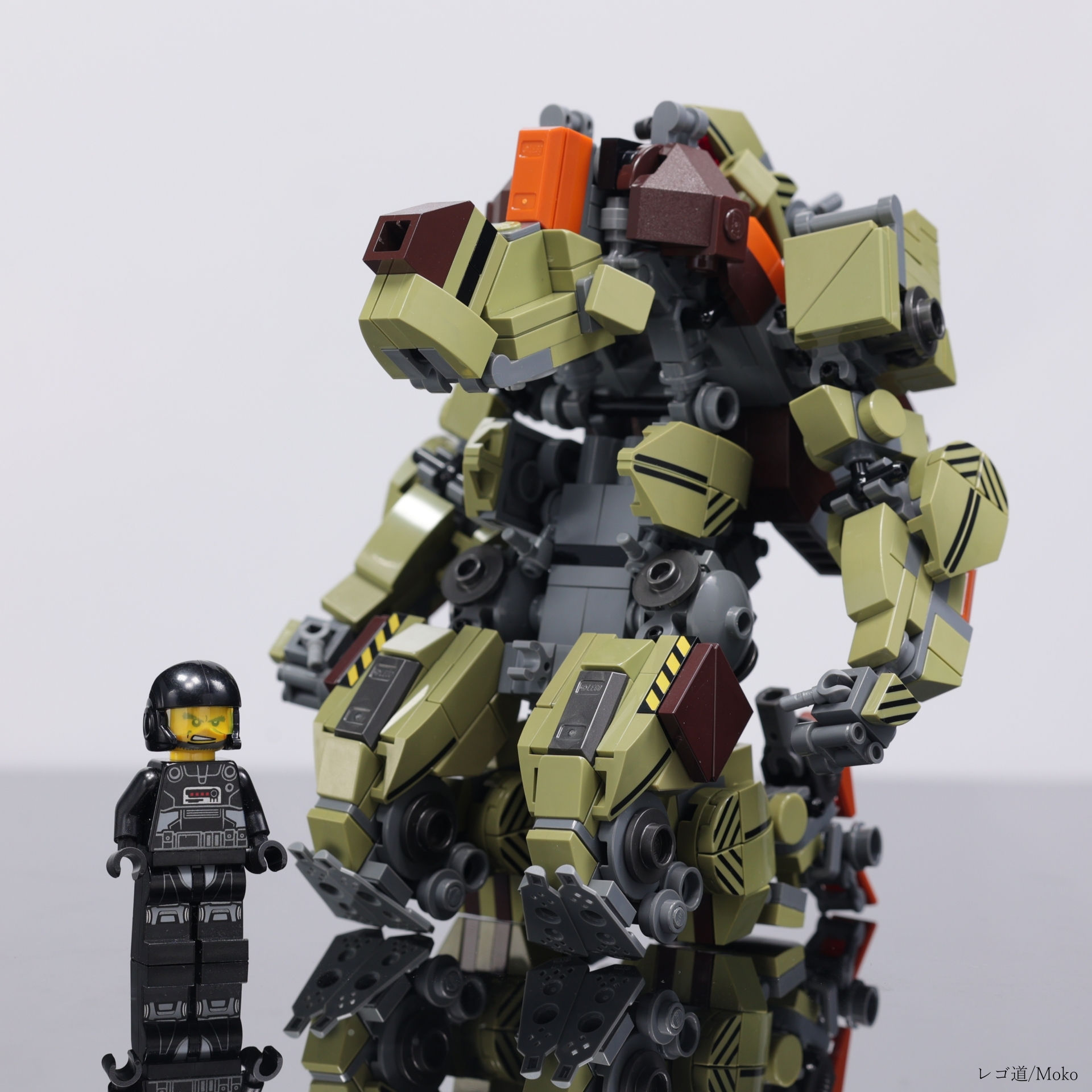 LEGOロボ／Exo-suit 26 : レゴ道