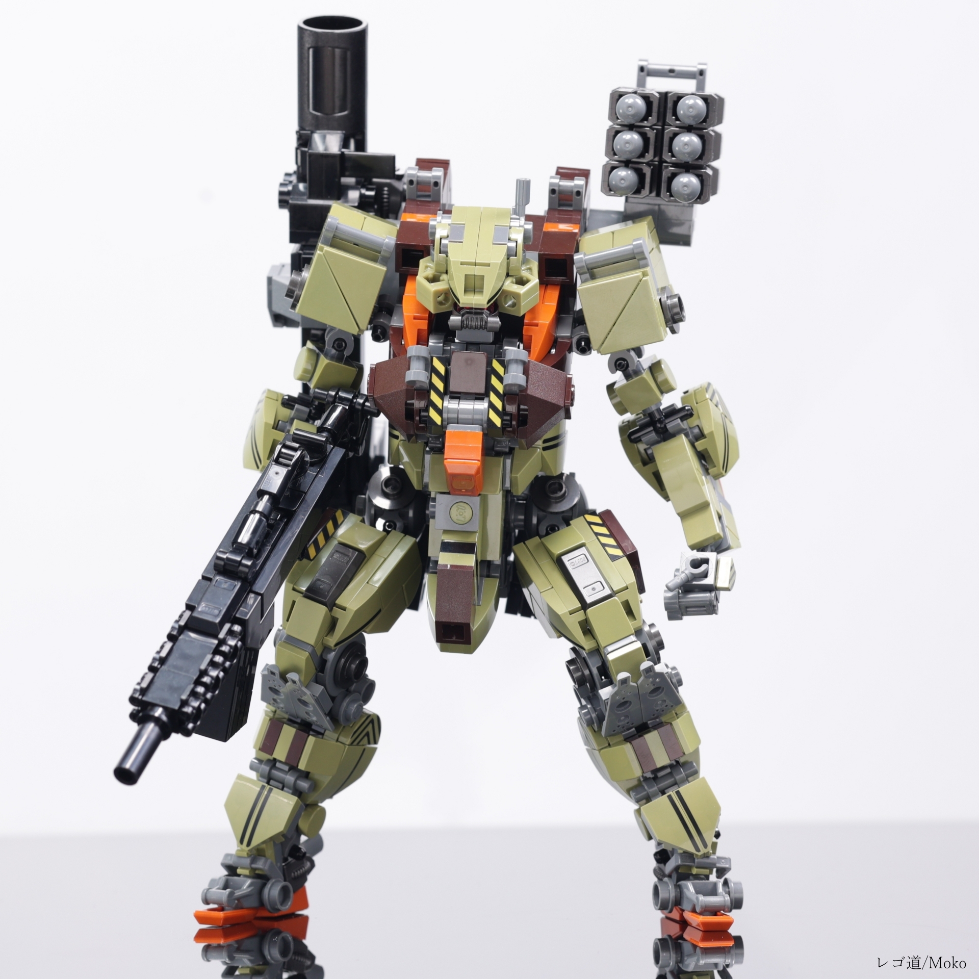LEGOロボ／Exo-suit 26 : レゴ道
