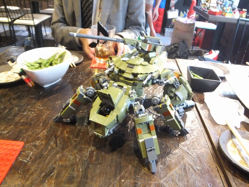 トイラボカフェにてスペインのビルダー ルイスさんに会うパーティをしました レゴ道