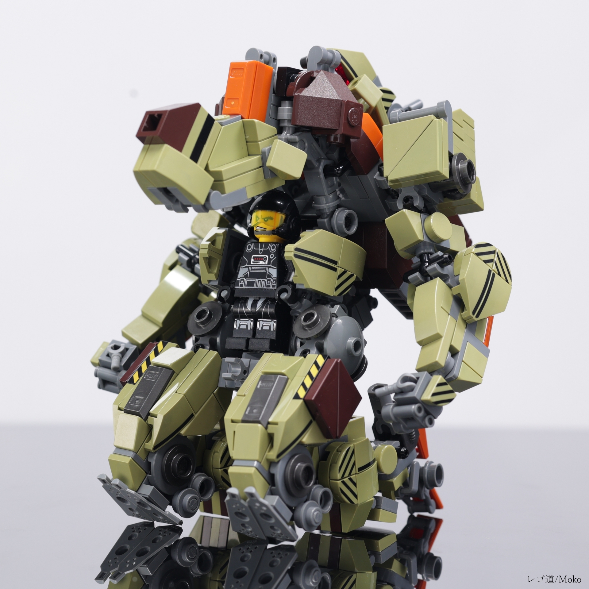 LEGOロボ／Exo-suit 26 : レゴ道