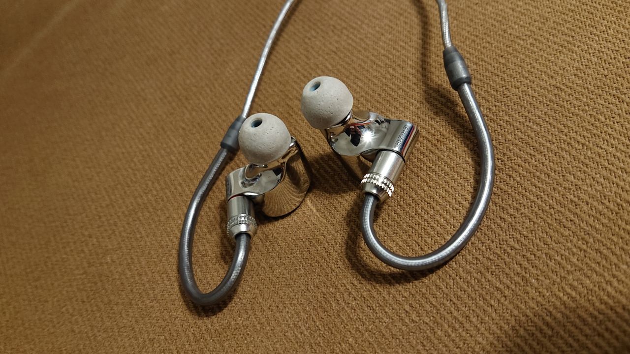 SONY IER-Z1R : 唯耳独尊 ~イヤホン ポタアン レビュー ~ SONY IER-Z1R : 唯耳独尊 ~イヤホン ポタアン レビュー ~