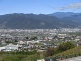 東側