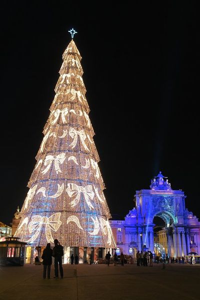 400px-Christmas_Lisbon_2005_c