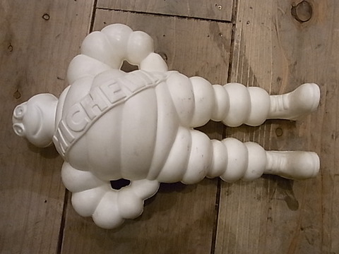 069