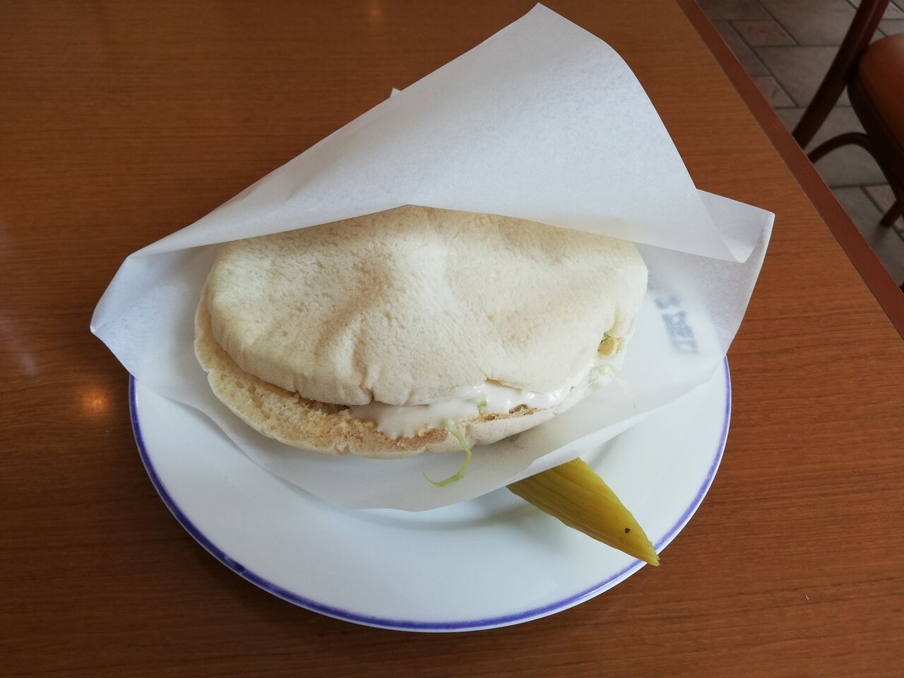三田 白金高輪 イスラエル料理の老舗店デビッド デリのフムスサンド Good 2 Go 三田 白金高輪 イスラエル料理の老舗店デビッド デリのフムスサンド Good 2 Go
