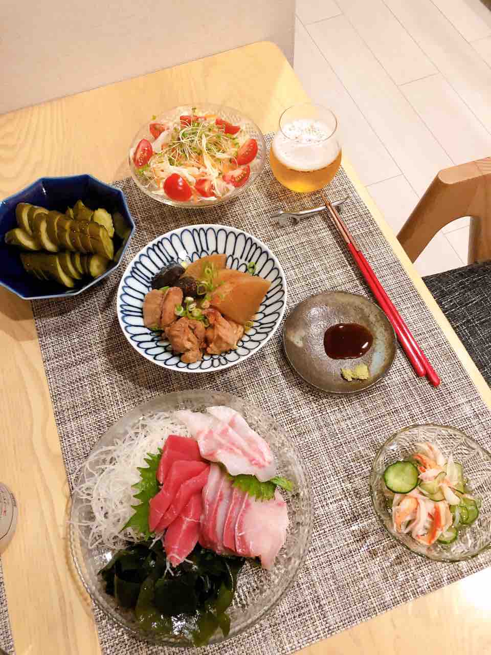 市場で男らしい 源助大根と目が合って 小さな喜び