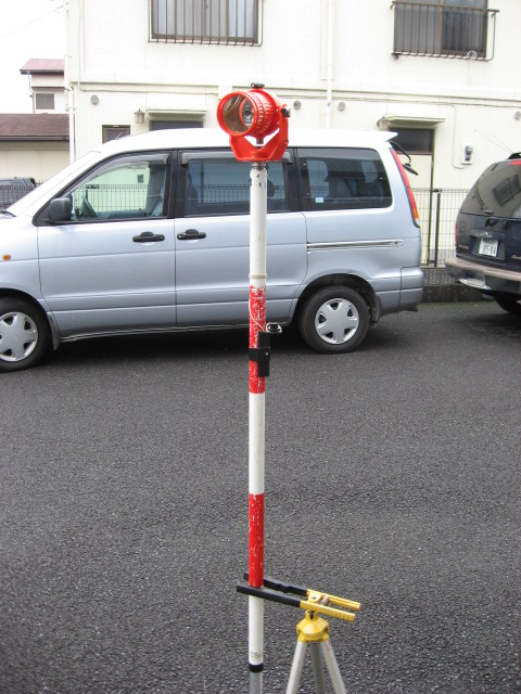 株式会社尾崎測量機 ｂｌｏｇ 中古測量機 測量用品 工事用品のお買い得情報 伸縮式プリズムポール 測器舎なら測高スライドポール