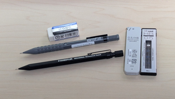 ステッドラー ヘキサゴナル」と「ぺんてる スマッシュ」を買ってきた