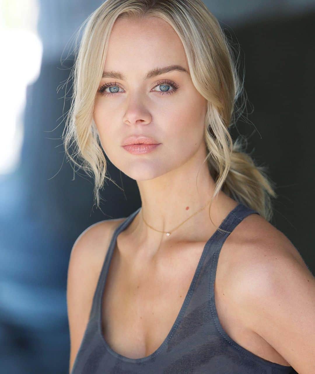 バイロン マンとの恋とセガールを取り巻く北欧美女 沈黙の制裁 Real Expendables