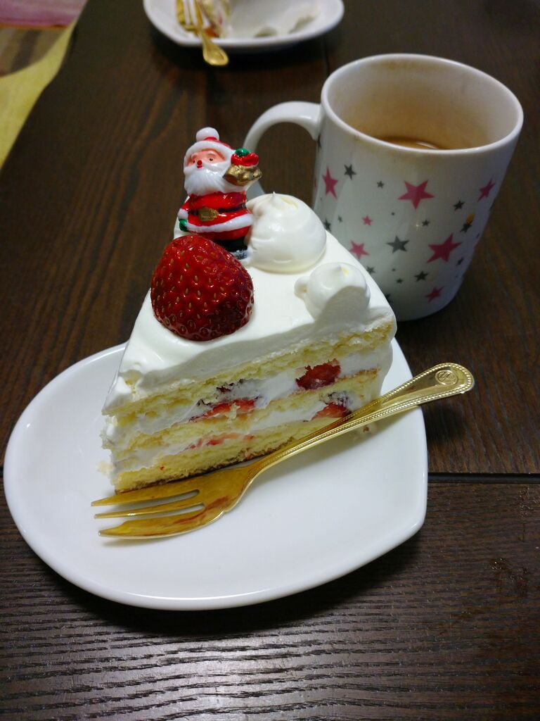 遅れてやってきたクリスマスケーキ てんびん座のとびら 遅れてやってきたクリスマスケーキ てんびん座のとびら