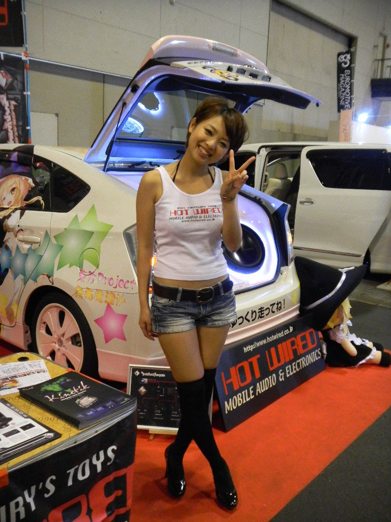 Hirono コンパニオン NAGOYAオートトレンド2012：2日目キャンギャル☆ : ☆本屋さんはきょうも元気☆